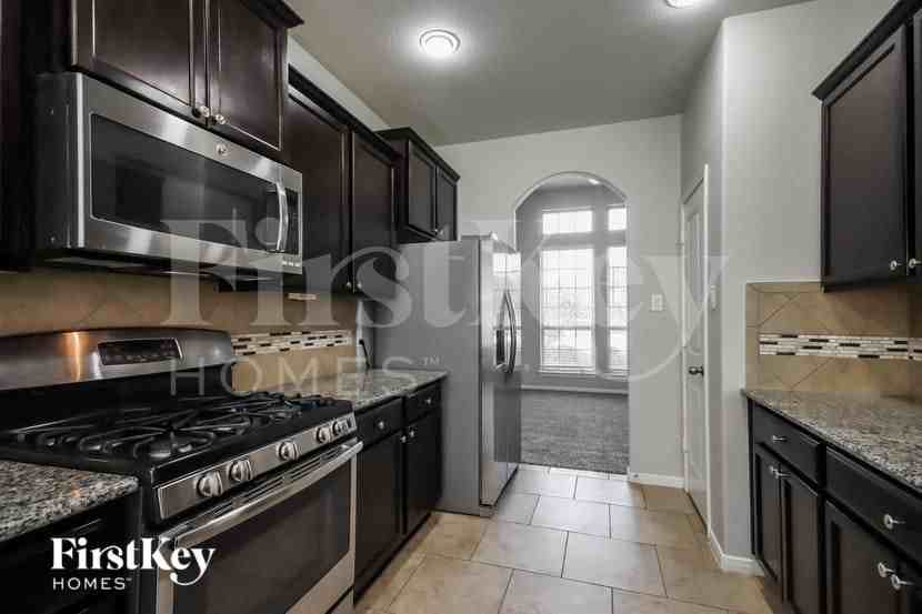 18707 Antler Trails Ct - Photo 7 of 15