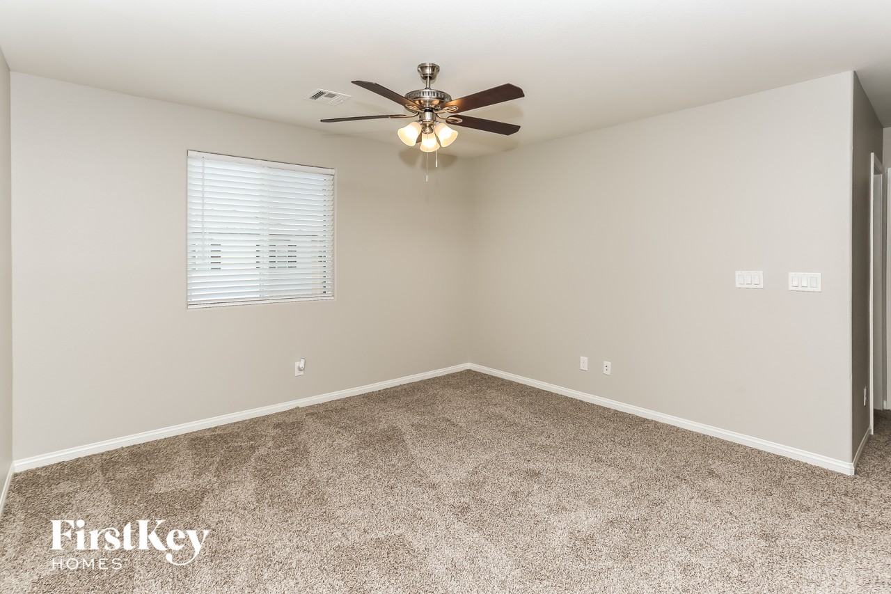 6916 Yellow Cosmos Ave - Photo 5 of 15