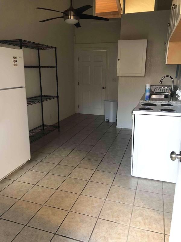 73-1099 Makamaka St - Photo 2 of 8