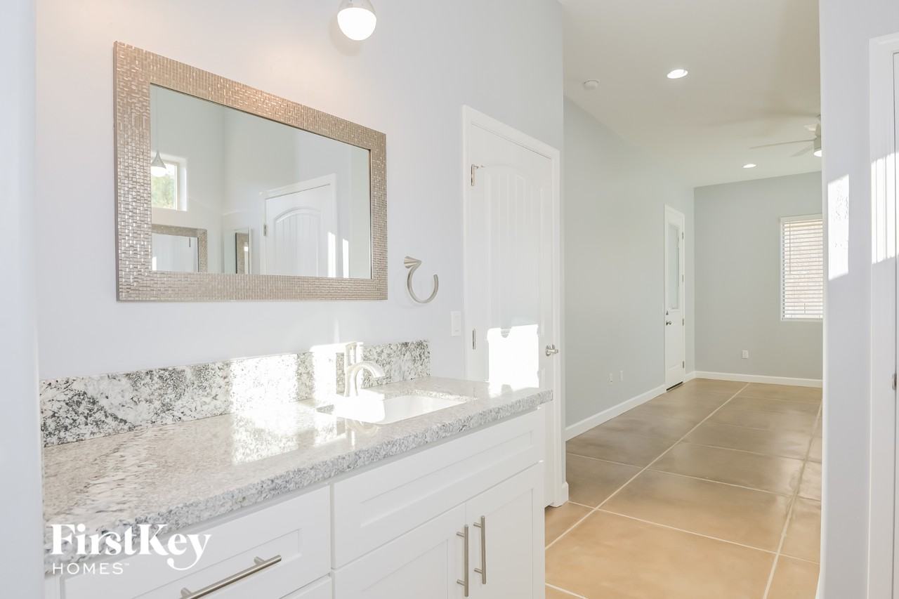 4271 N Red Sun Pl - Photo 6 of 15