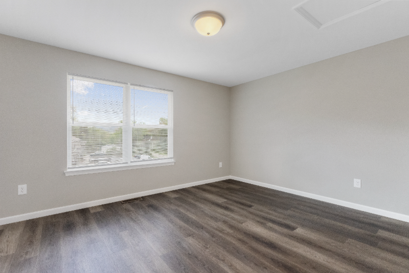 2815 S Roan St - Photo 3 of 29