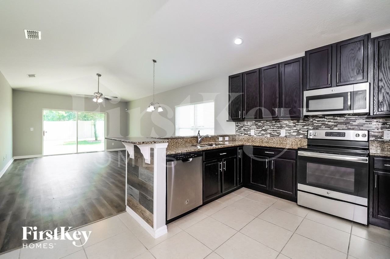 112 Andalusia Loop - Photo 5 of 15