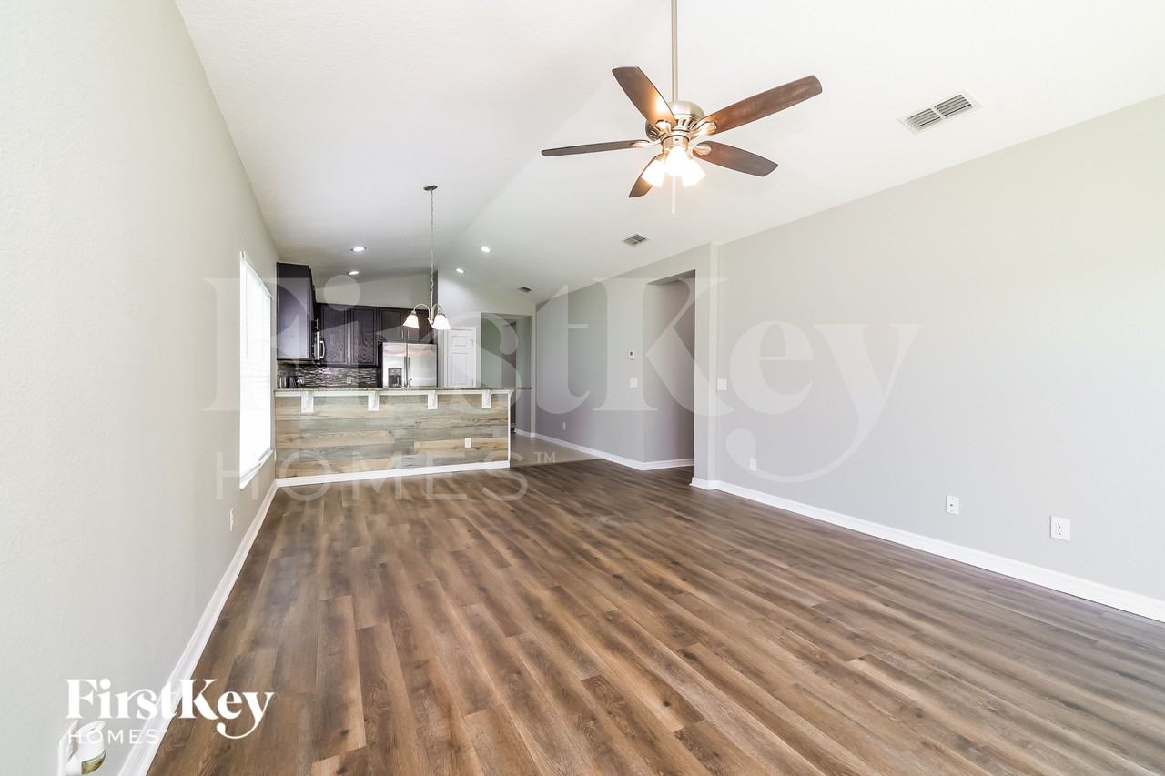 112 Andalusia Loop - Photo 6 of 15