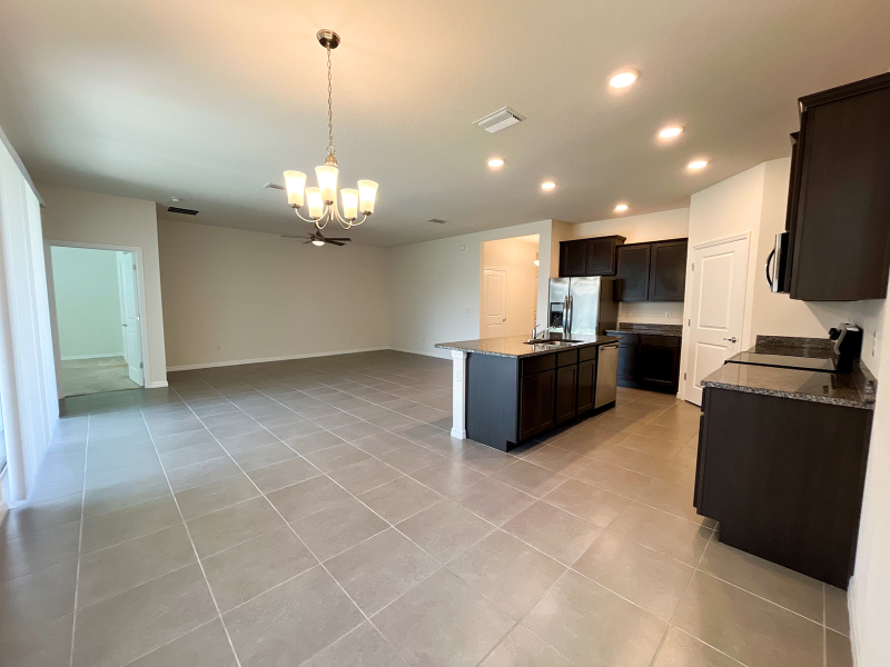 13681 Paddington Way - Photo 5 of 25