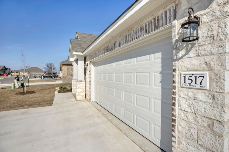 1517 Soap Rock Ln - Photo 6 of 28