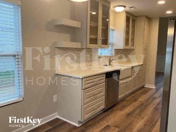 1427 Long Paw Ln - Photo 6 of 12