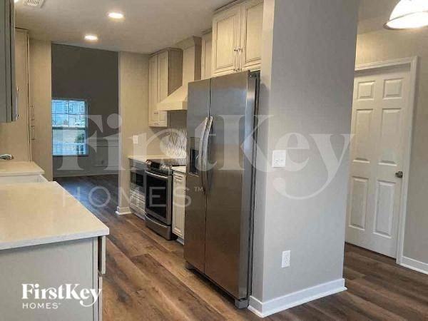 1427 Long Paw Ln - Photo 7 of 12