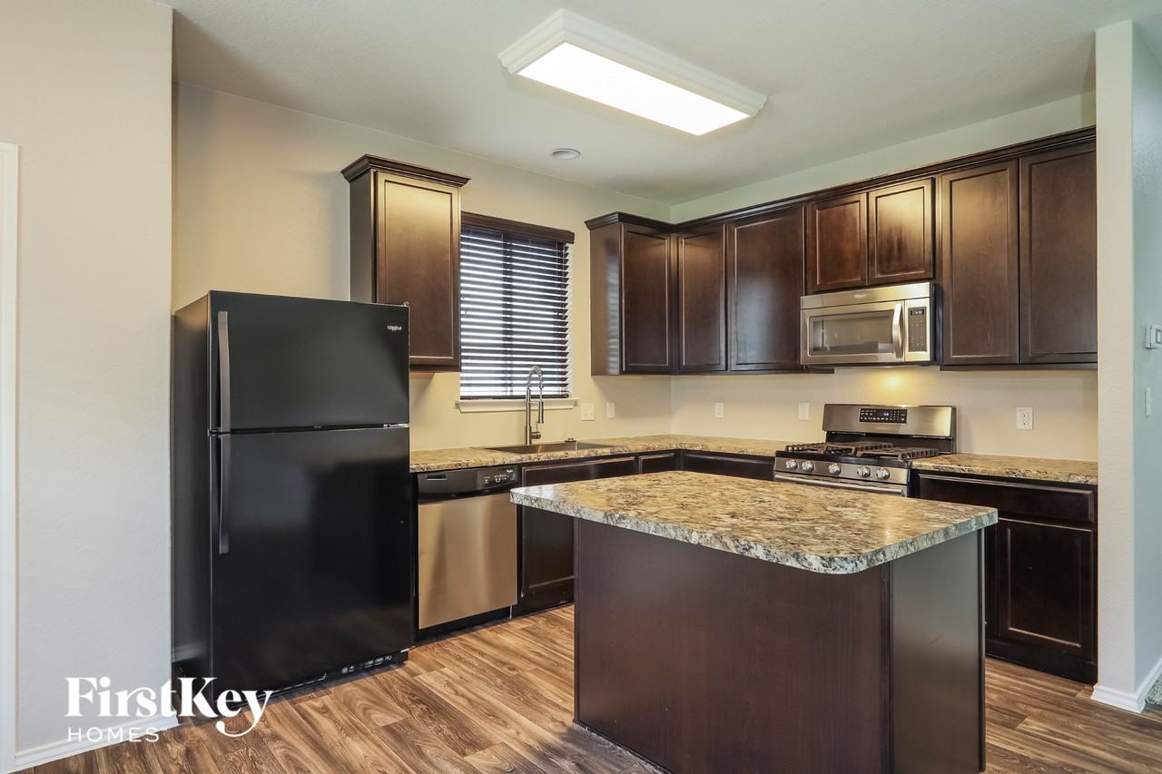 3422 Coahuila Way - Photo 5 of 15