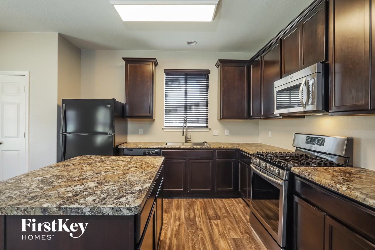 3422 Coahuila Way - Photo 6 of 15