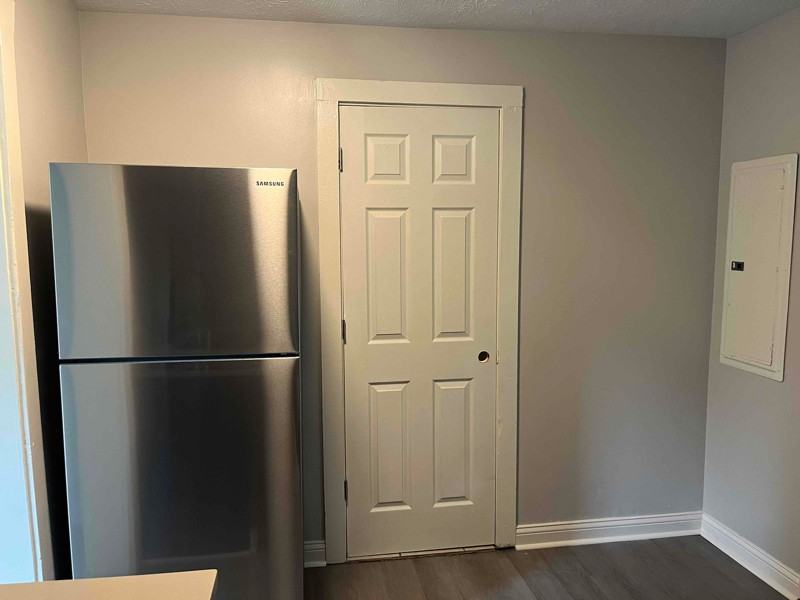 623 Cherry St - Photo 4 of 7