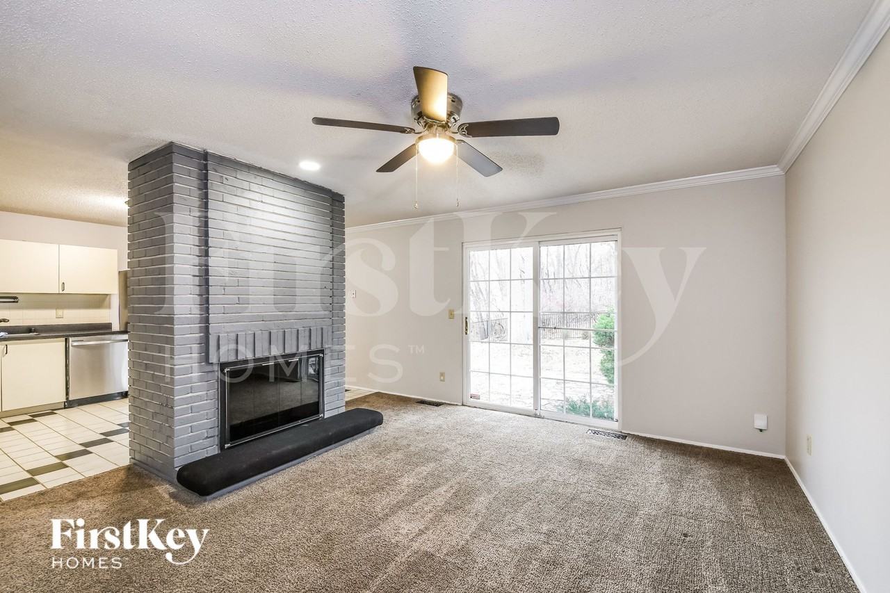 612 Morewood Ct - Photo 4 of 16