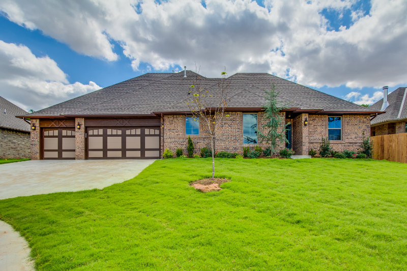 2701 Hermoso Cir - Photo 3 of 45