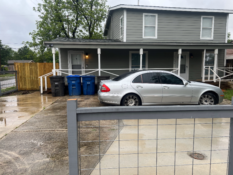 1339 W Ridgewood Ct #A - Photo 6 of 9