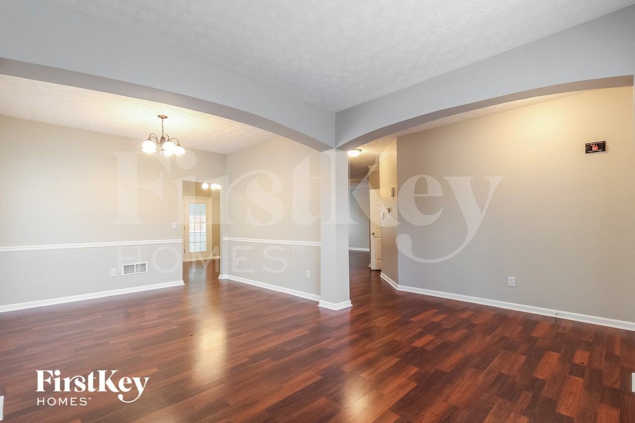 773 Clairidge Oak Ct - Photo 3 of 15