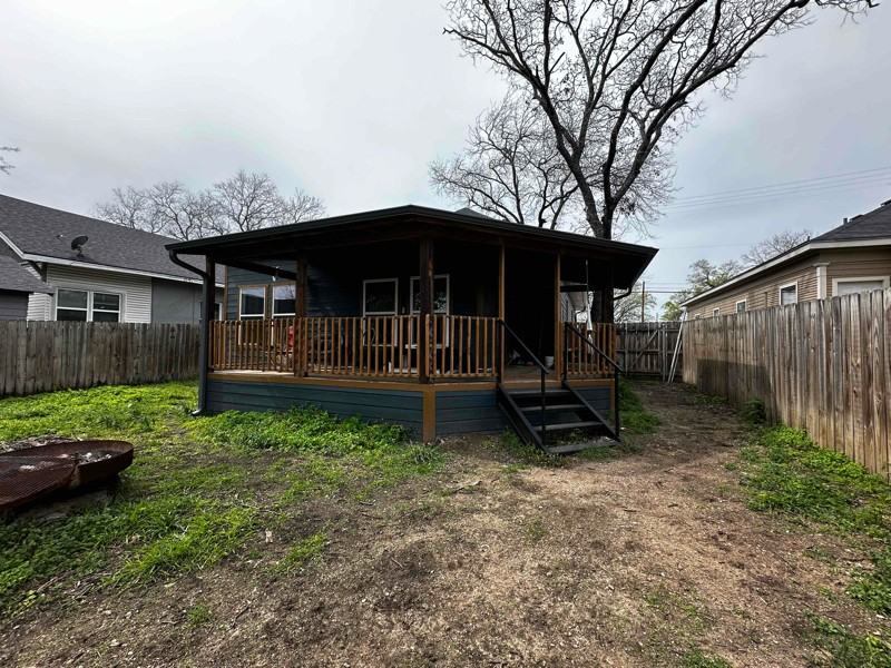 796 W Tarleton St - Photo 3 of 21