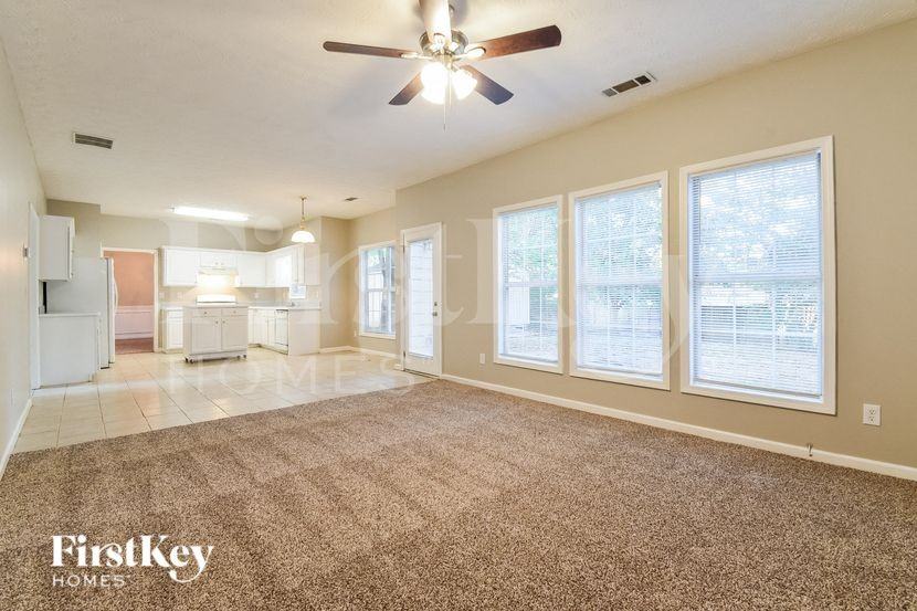 821 Charles Hall Dr - Photo 2 of 16