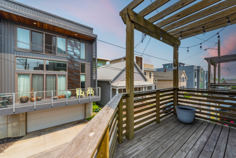 721 University Ct - Photo 5 of 19