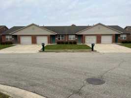 featured image of 2261 Shamrock Ln