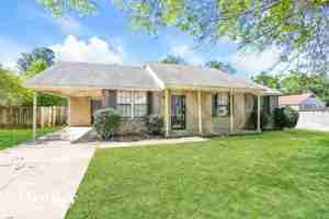 featured image of 5765 Ashridge Pl