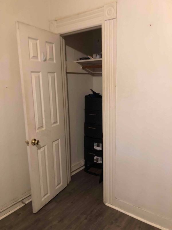 843 Hollins St - Photo 6 of 9