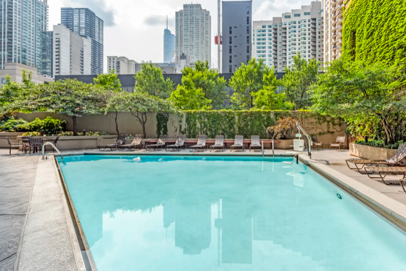 100 W Erie St - Photo 4 of 5