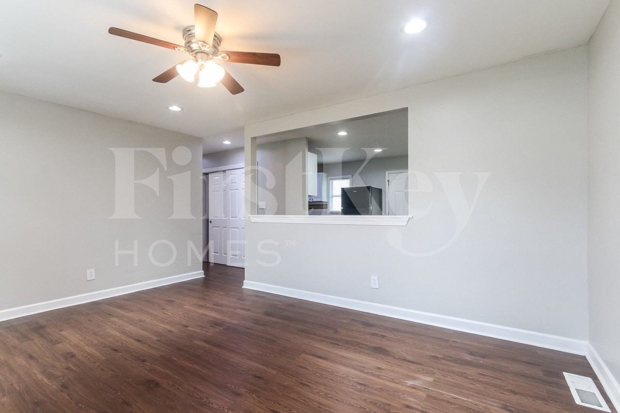 3147 Keswick Rd - Photo 2 of 15