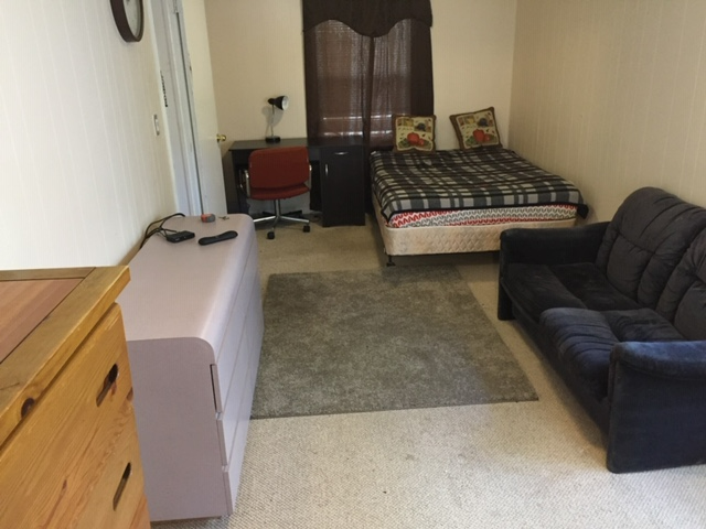 9 Glenview Dr - Photo 3 of 9