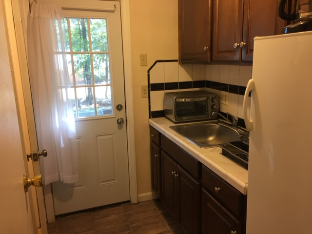 9 Glenview Dr - Photo 5 of 9