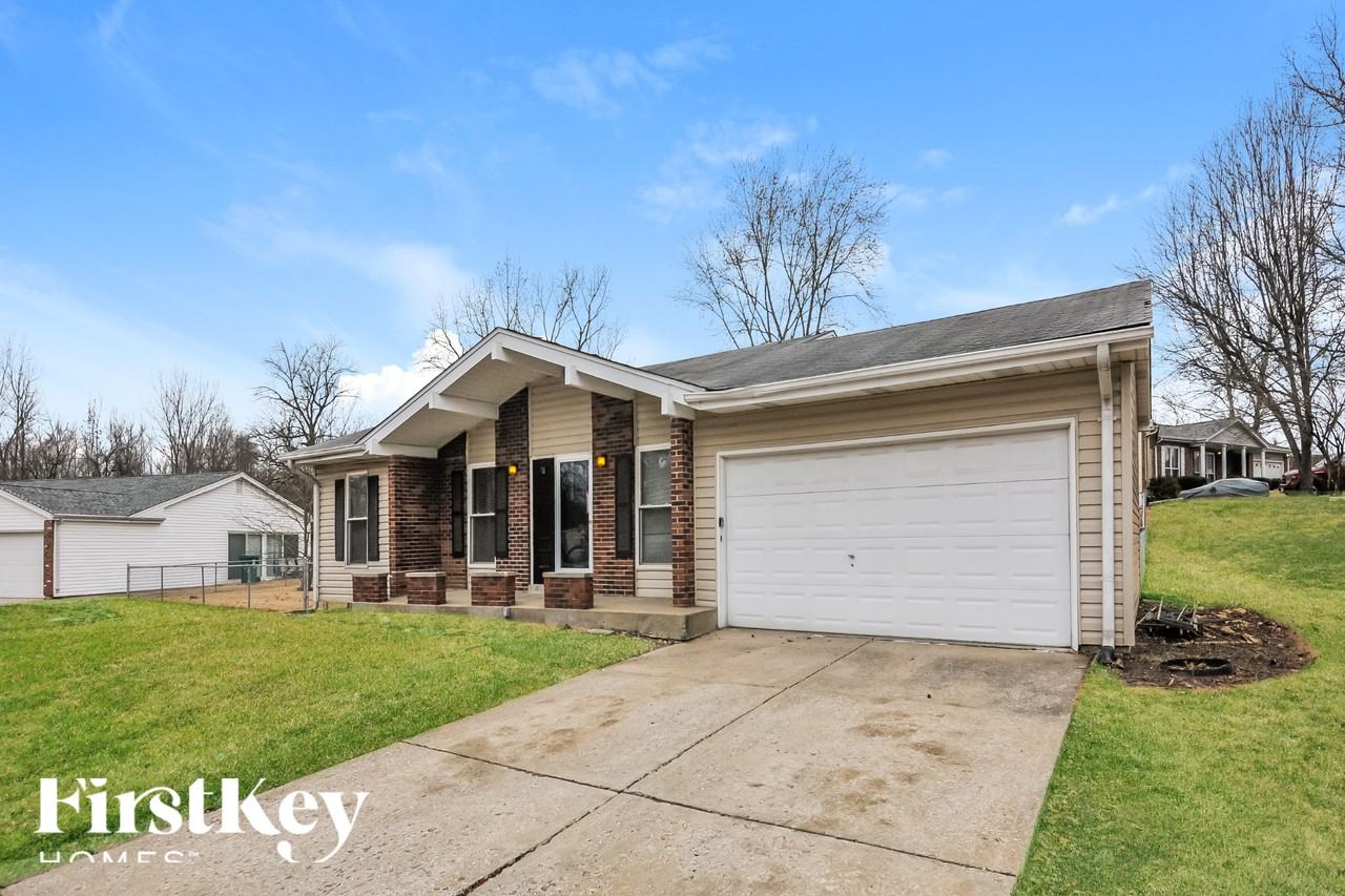 14389 Wild Fox Ct - Photo 2 of 15