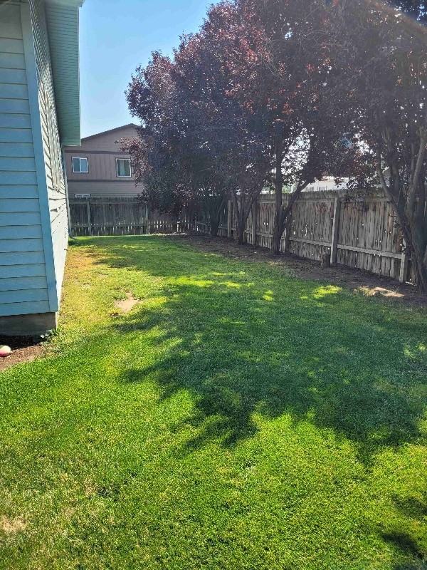 1926 Sw Reindeer Ave - Photo 3 of 22