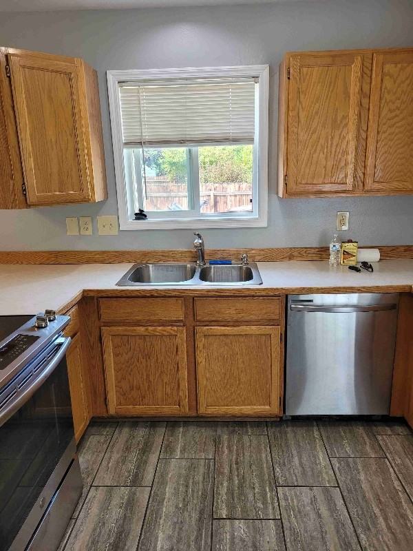 1926 Sw Reindeer Ave - Photo 5 of 22