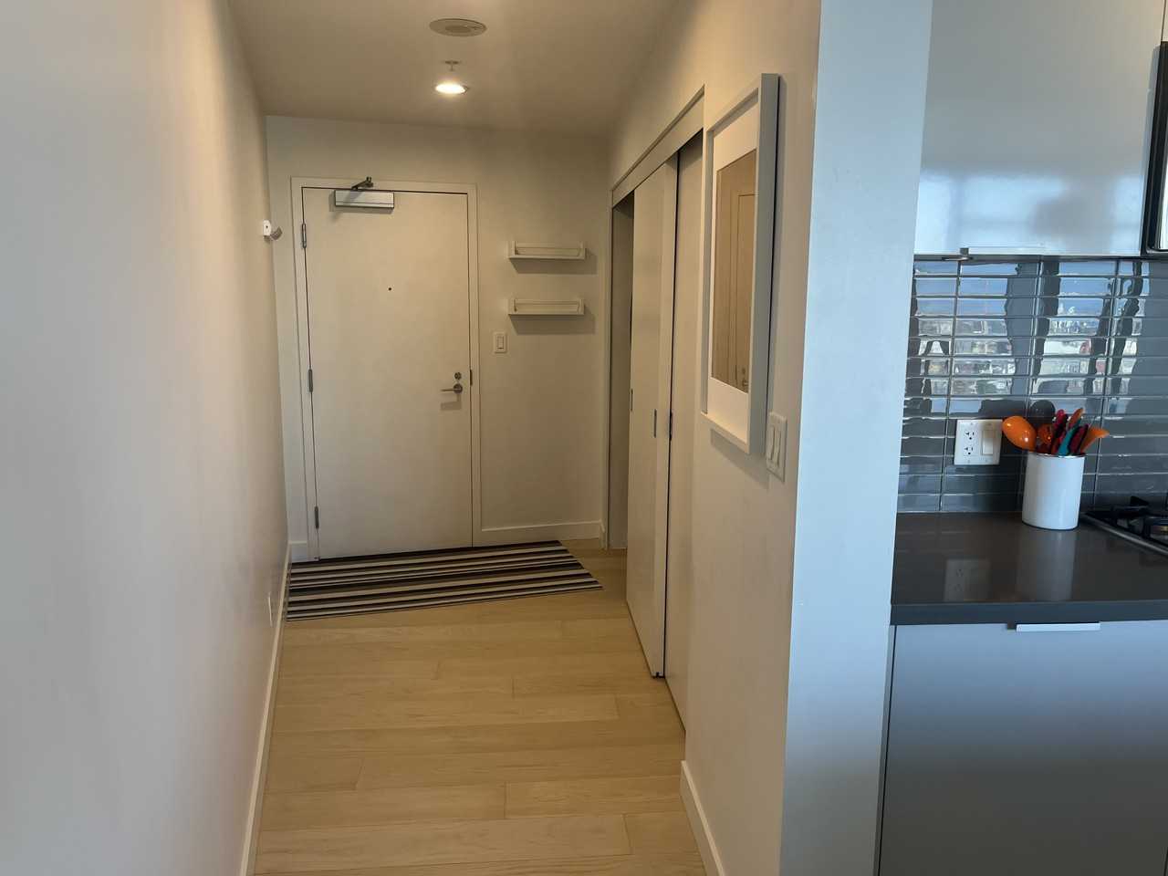 108 West Cordova - Photo 5 of 19