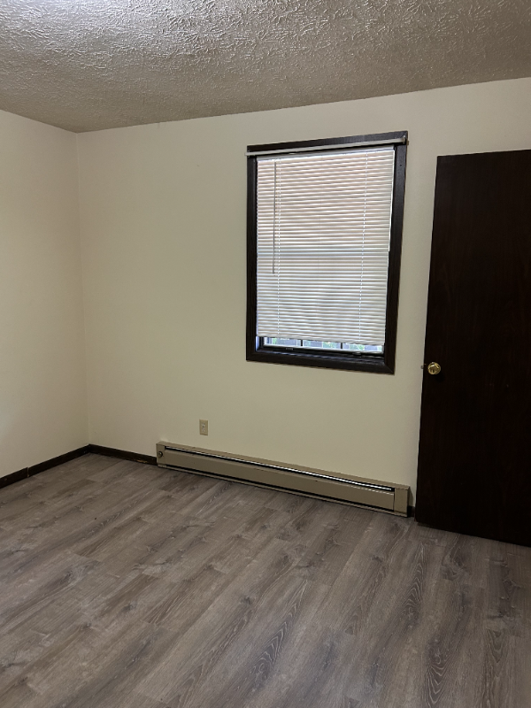 300 Wood St #E7 - Photo 5 of 12