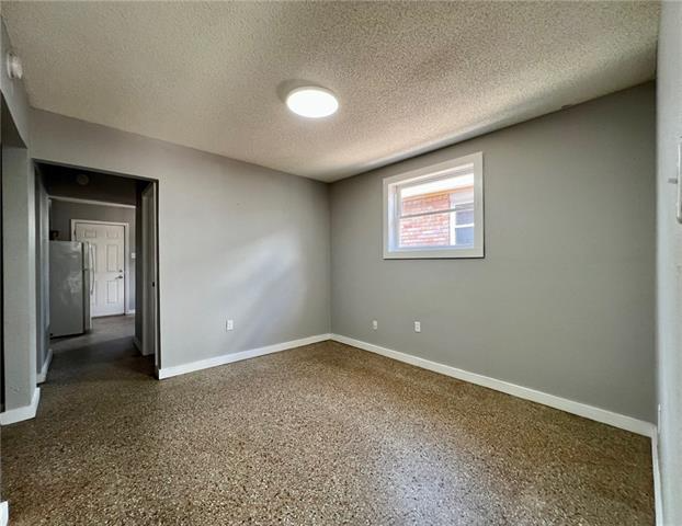 2824 Pauger St #2830 - Photo 3 of 6