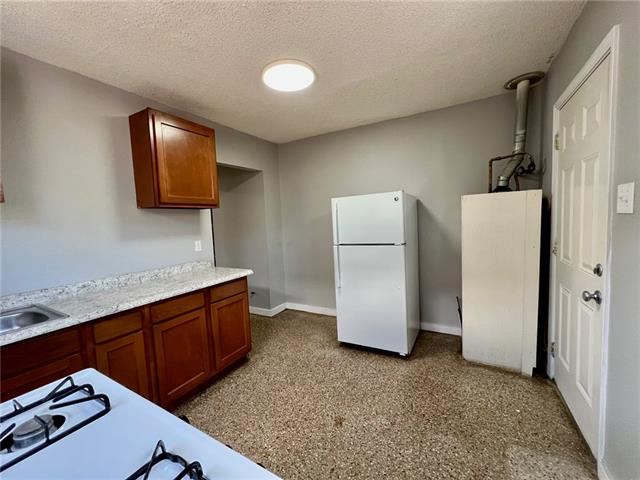 2824 Pauger St #2830 - Photo 5 of 6