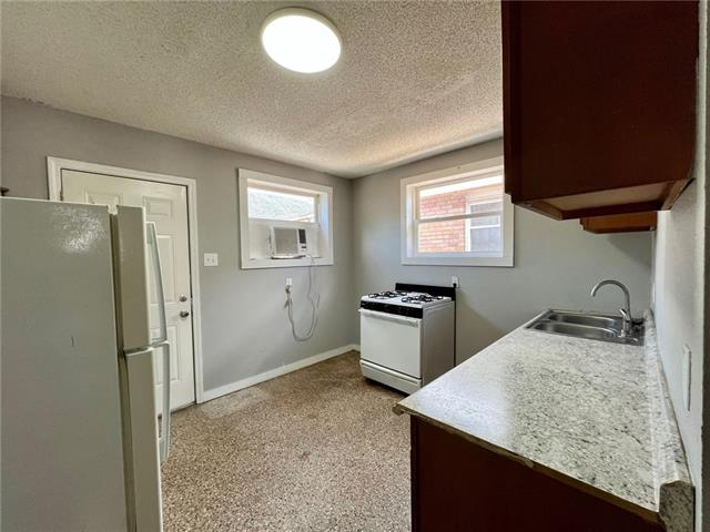 2824 Pauger St #2830 - Photo 6 of 6