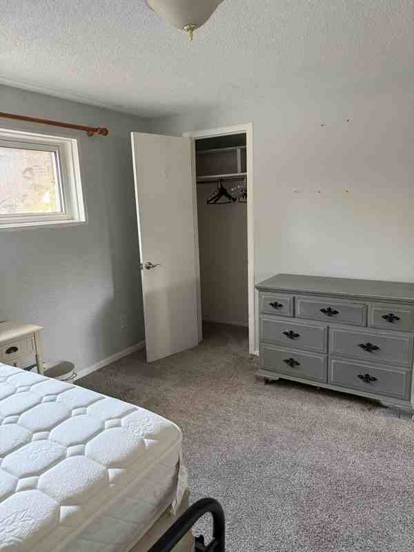 3634 Alpine Pl - Photo 4 of 9