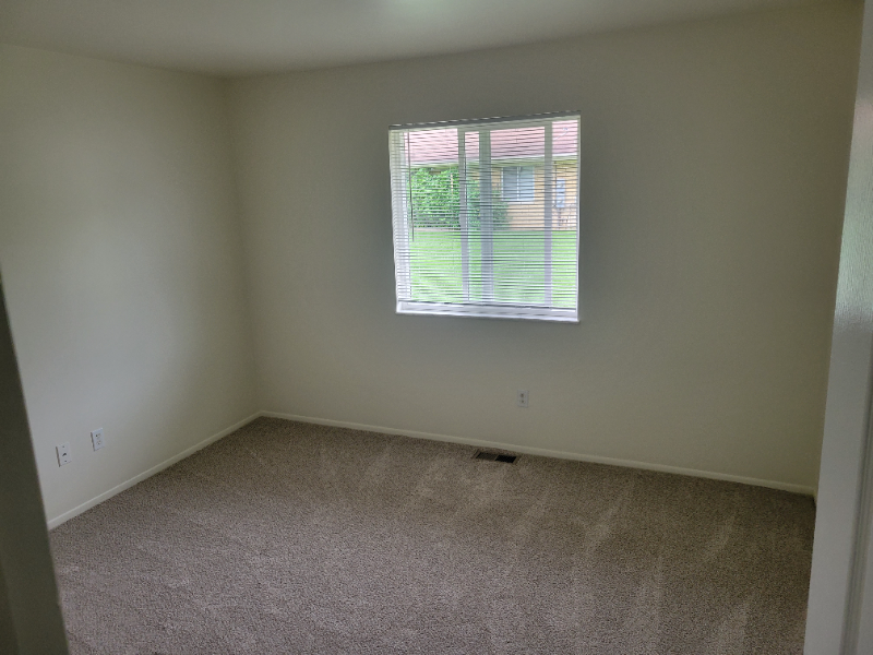 240 Odoherty Rd - Photo 6 of 6