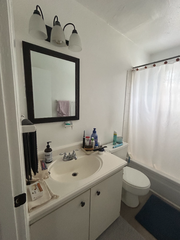 1384 Church St #B - Photo 2 of 22