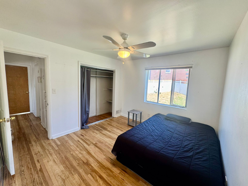 1509 S Foothill Dr - Photo 2 of 13