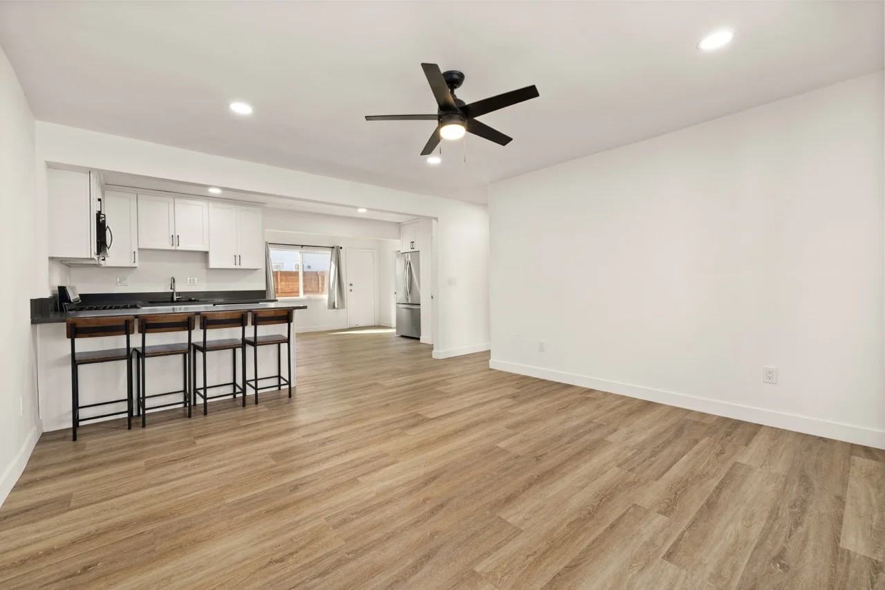 715 Sunset Ave #715 - Photo 2 of 22