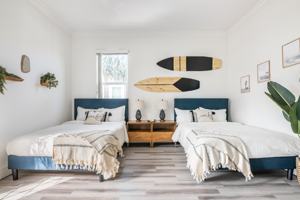 featured image of 215 Alexander Ct