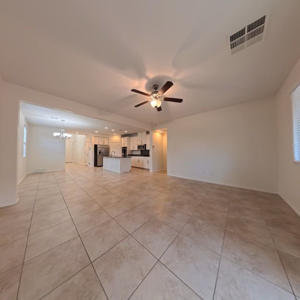 7226 Summer Grove Ave - Photo 7 of 50