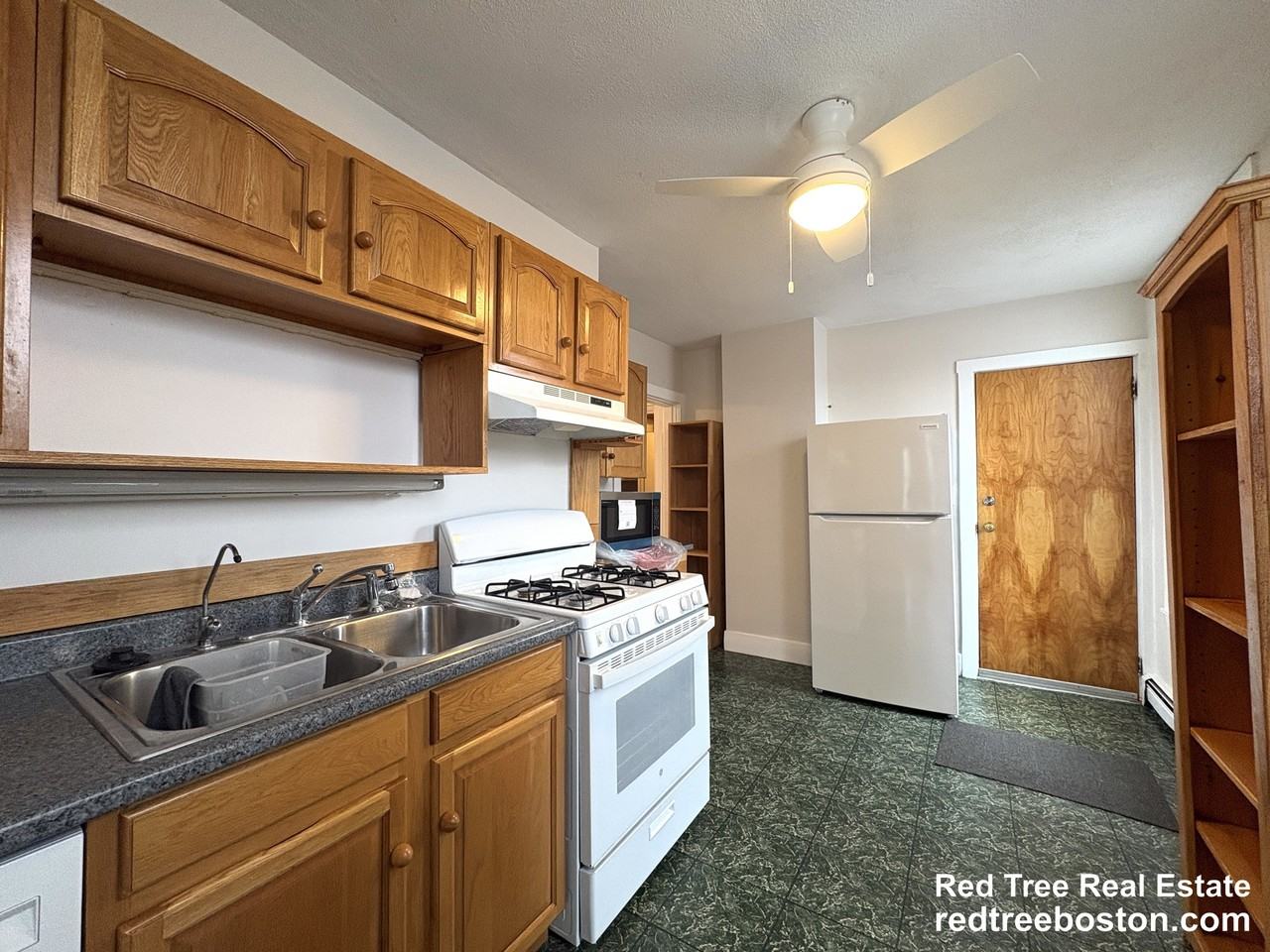 26 Saint James St - Photo 2 of 22