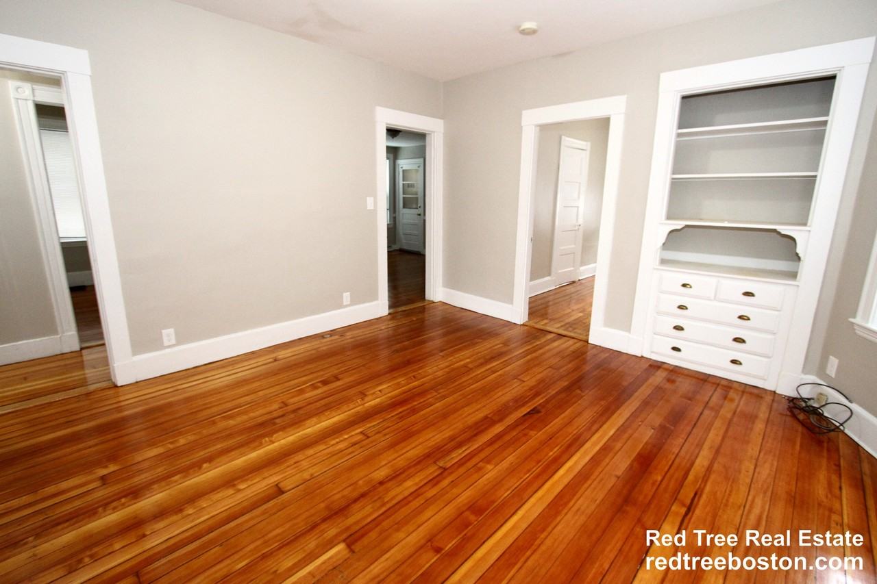 18 Howes St #2 - Photo 4 of 21