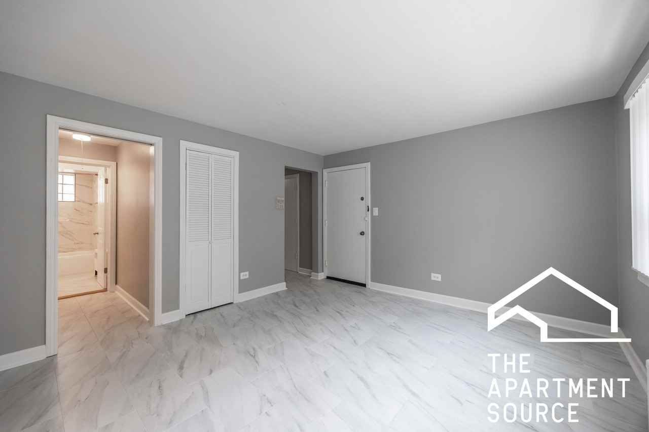6707 N California Ave #GW - Photo 7 of 15