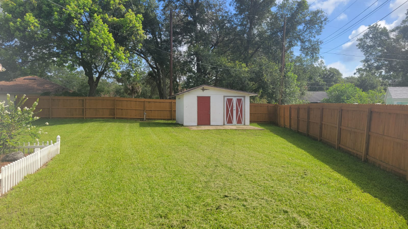 110 Trafford Ave - Photo 6 of 19