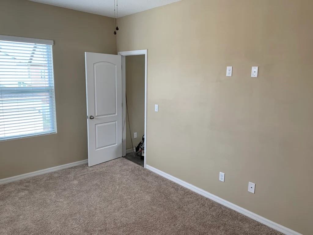 8907 Frodsham Way #B - Photo 6 of 10