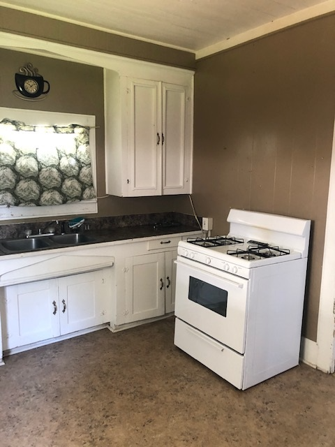 112 Leblanc St - Photo 4 of 9