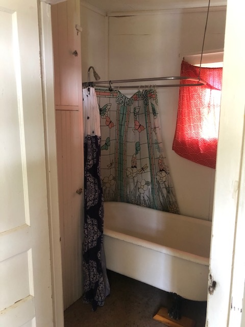 112 Leblanc St - Photo 7 of 9